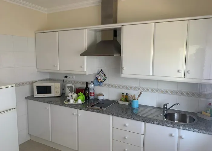 Healthcare & * Santa Barbara (Lisbon)